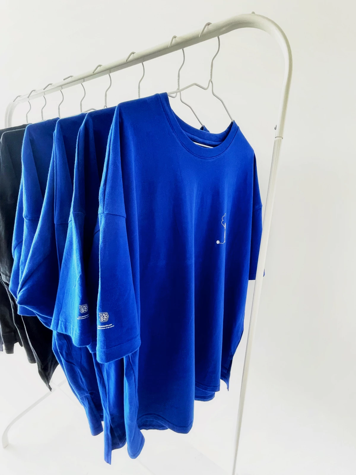 1757480958-Tee-M-changjing-3